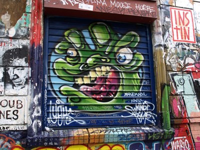 photo graffiti Paris 20eme arrondissement